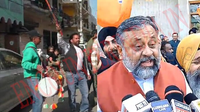 Punjab News: दिल्ली में भाजपा की जीत के लेकर कार्यकर्ताओं में जश्न का माहौल, देखें वीडियो