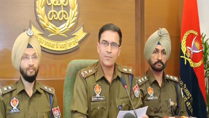 Punjab News: 1.8 किलो चरस सहित 3 गिरफ्तार, पुलिस कर्मी भी शामिल, देखें वीडियो