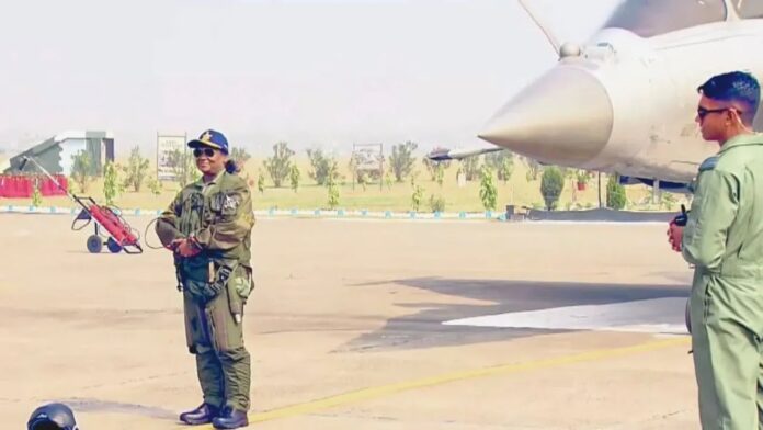 president-murmu-rafale-flight