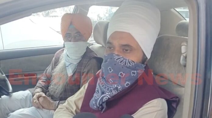 पुलिस कर्मियों के खिलाफ कार्रवाई करने को लेकर परिवार का आया बयान, देखें वीडियो