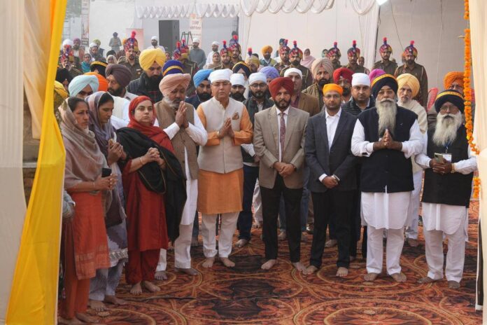 Punjab News: ਹਿੰਦ ਦੀ ਚਾਦਰ ਸ੍ਰੀ ਗੁਰੂ ਤੇਗ ਬਹਾਦਰ ਜੀ’ ਦੇ 350ਵੇਂ ਸ਼ਹੀਦੀ ਦਿਵਸ ਲਈ ਸ੍ਰੀ ਅਨੰਦਪੁਰ ਸਾਹਿਬ ਵਿੱਚ ਚੱਲ ਰਹੀਆਂ ਤਿਆਰੀਆਂ, ਲੋਕਾਂ ਵਿਚ ਭਾਰੀ ਉਤਸ਼ਾਹ