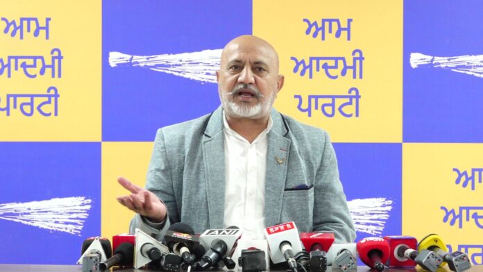 ਰਵਨੀਤ ਬਿੱਟੂ ਦੀ ਵੀਡੀਓ ਨਾਲ ਕਾਂਗਰਸ-ਅਕਾਲੀ ਦੀ ‘ਫਿਕਸ ਮੈਚ’ ਸਿਆਸਤ ਬੇਨਕਾਬ: ਬਲਤੇਜ ਪੰਨੂ