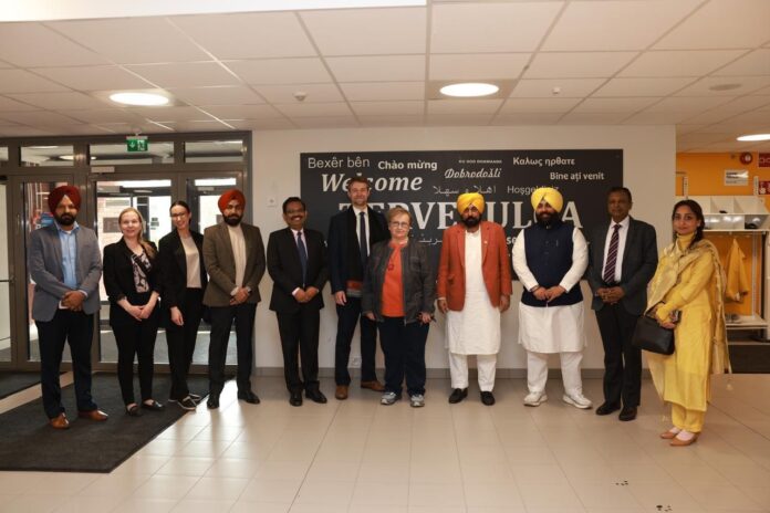 CM ਭਗਵੰਤ ਮਾਨ ਫਿਨਲੈਂਡ ਵਿੱਚ ਆਧੁਨਿਕ ਸਿੱਖਿਆ ਪ੍ਰਣਾਲੀ ਦਾ ਜਾਇਜ਼ਾ ਲੈਂਦੇ ਹੋਏ