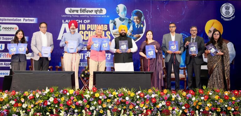 ਪੰਜਾਬ ਦੇ ਵਿਦਿਆਰਥੀ ਏ.ਆਈ. ਦੀ ਸਹਾਇਤਾ ਨਾਲ ਨਵੀ ਖੋਜਾਂ ਕਰਨ ਅਤੇ  ਭਵਿੱਖ ’ਚ ਅਗਵਾਈ ਕਰਨਾ ਸਿੱਖਣਗੇ: ਮਨੀਸ਼ ਸਿਸੋਦੀਆ
