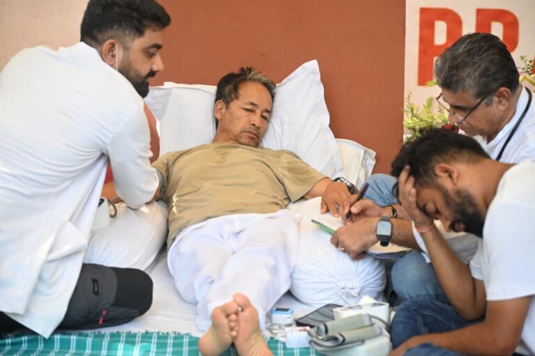 ਸੋਨਮ ਵਾਂਗਚੁਕ ਦੀ ਭੁੱਖ ਹੜਤਾਲ ਤੇ ਦਿੱਲੀ ਹਾਈ ਕੋਰਟ ਸਖ਼ਤ, ਕੇਂਦਰ ਤੇ ਦਿੱਲੀ ਸਰਕਾਰ ਤੋਂ ਮੰਗਿਆ ਜਵਾਬ